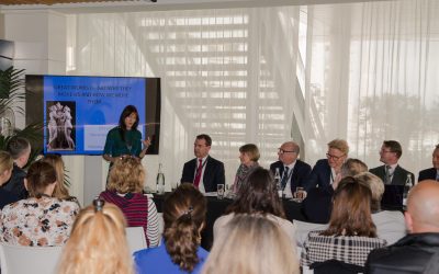 Training session presenting superyacht art consultant Pandora Mather-Lees Yacht Club de Monaco